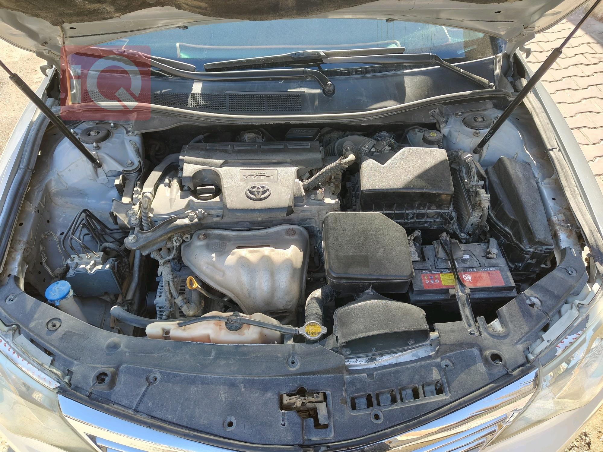 تۆیۆتا کامری